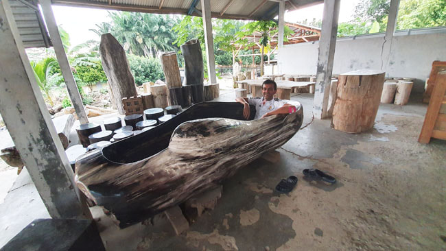 Bathtub, Petrified Wood Indonesia, Banten Factory Shop